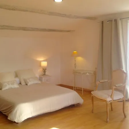 Une Maison Blanche *